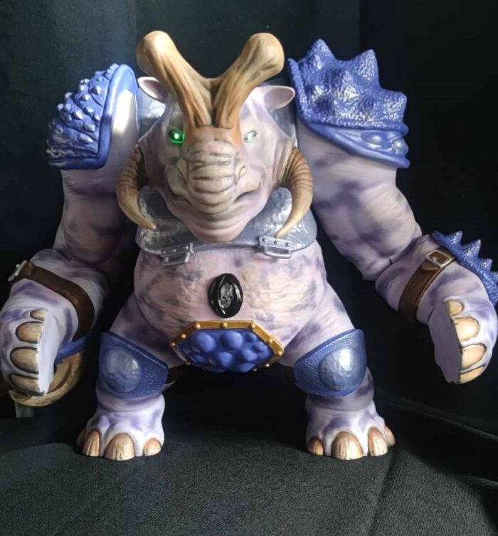 15" Small Soldiers Punch-It Replica - Image 2