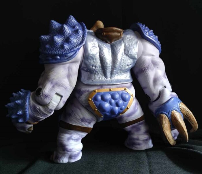 15" Small Soldiers Punch-It Replica - Image 5